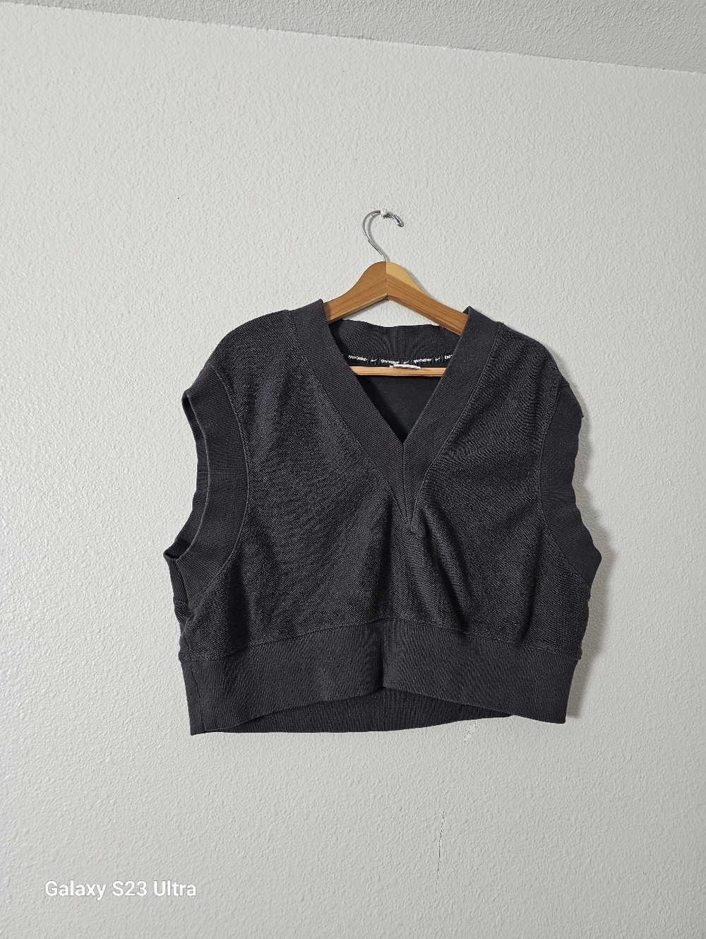 Womens Black V-Neck Knit Sweater Vest Sz S